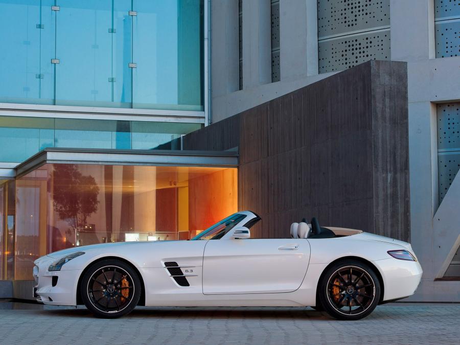  Mercedes-Benz SLS AMG Roadster 2011 года  (фото 176 из 183)